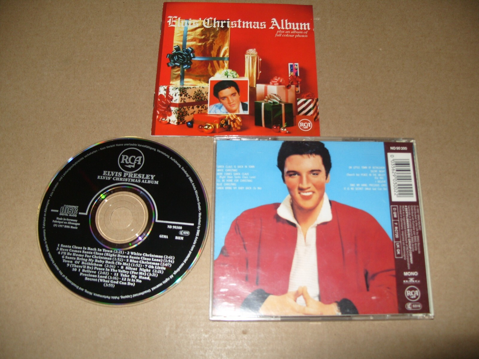 Elvis Christmas -Elvis Christmas Album cd Near Mint/Inlays Very good  (R4)
