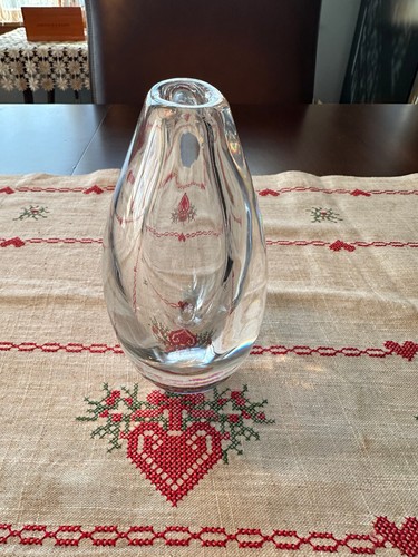 Solid Glass Teardrop Orrefors style vase - Picture 2 of 5