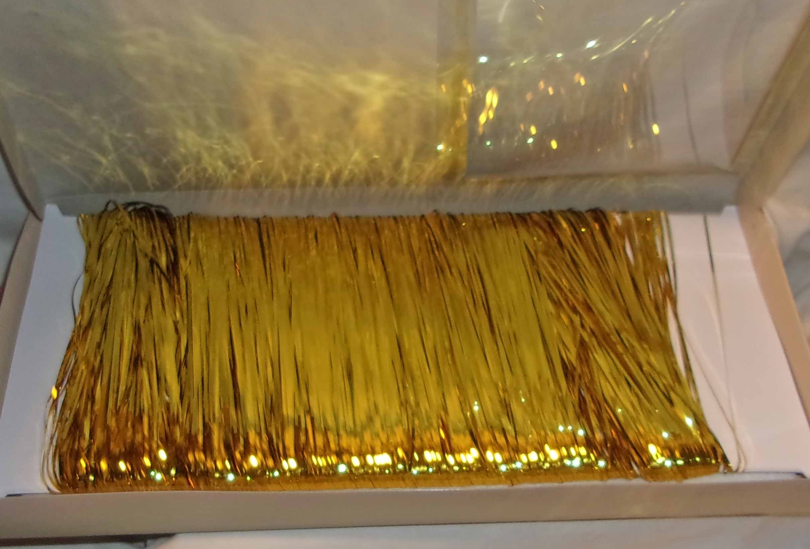 GOLDEN CHRISTMAS COBWEBS CHRISTMAS TREE TINSEL OLD GERMAN FOLKTALE