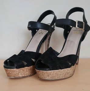 miss kg sandals