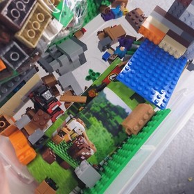 LEGO Minecraft: The Farm (21114) Collab With Box and Insert