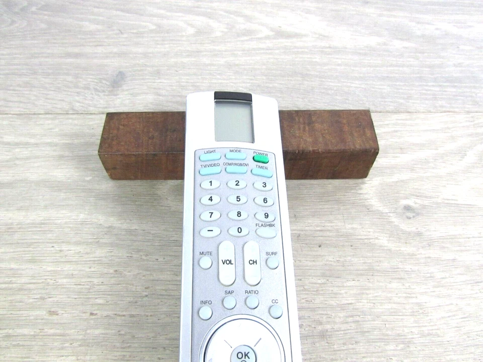 Mando a distancia LG 6710V00116F genuino plasma LCD TV gris probado y listo Foto 2 de 4