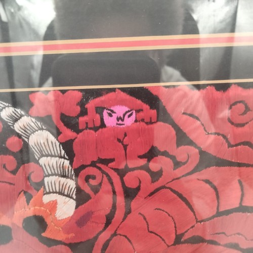 Vintage Oriental Matted & Framed Silk Embroidered Red Dragon and Fire Spirits - Picture 7 of 8