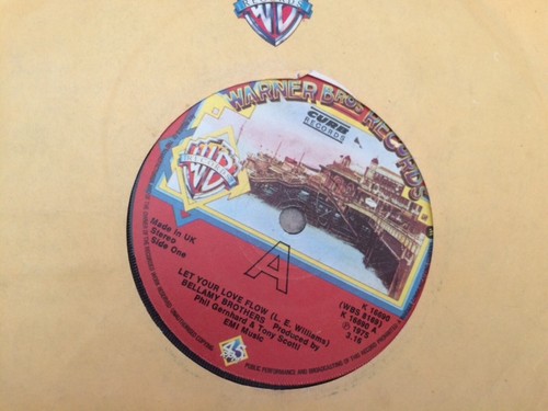 BELLAMY BROTHERS LET YOUR LOVE FLOW OG UK 1975 WARNER BROS 7" 45 K 16690