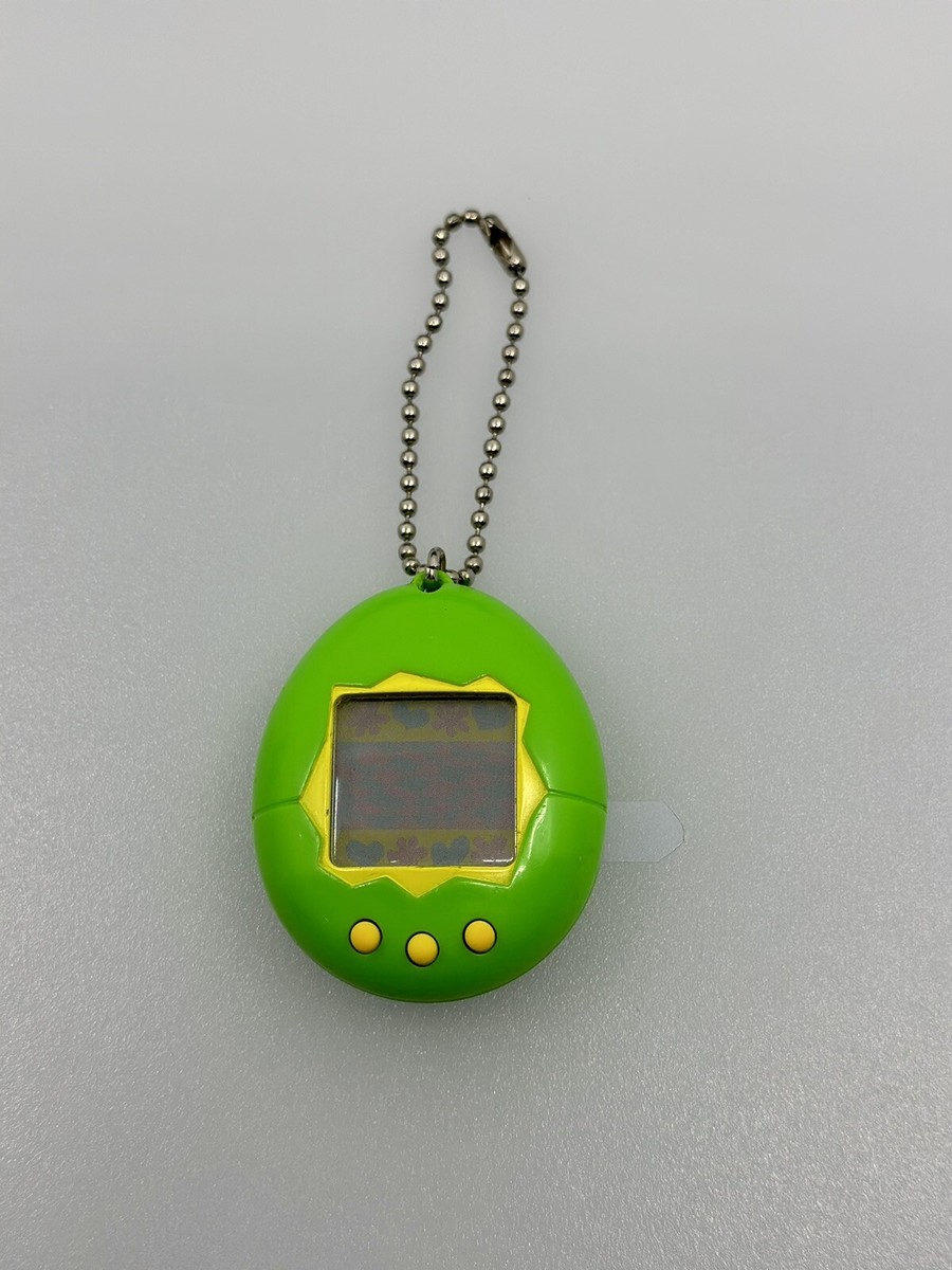 BANDAI TAMAGOTCHI 1997年製 1997 Bandai Original Tamagotchi Lime Green and Yellow CIB