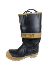 ONE FIRE FIGHTER BOOT by Ranger Firemaster Man Cave Wallhanger Size 9