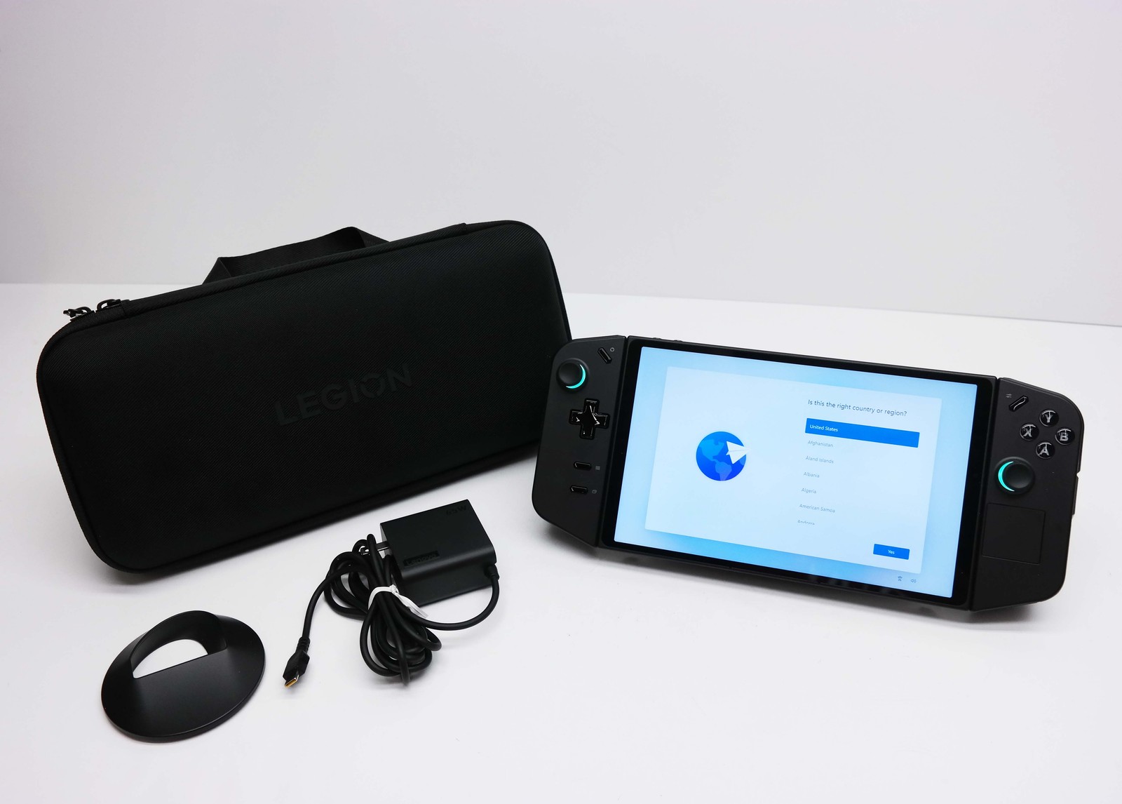 Lenovo Legion Go 8APU1 1TB Handheld Console System 83E1001YUS