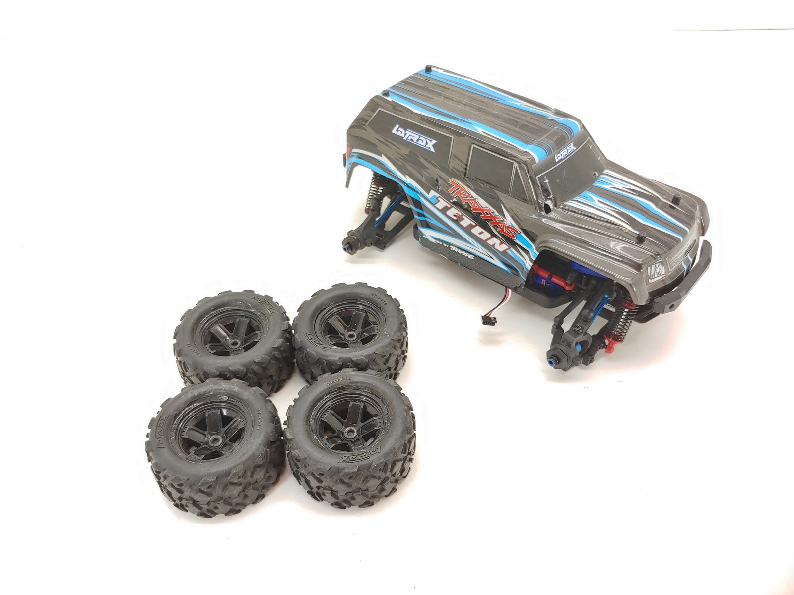 Latrax Teton 1/18 4x4 Monster Truck Roller Rolling Chassis w/ Body Servo & Motor