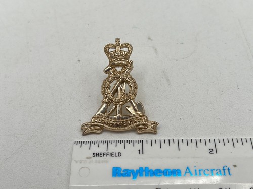 British Army Royal Pioneer Corps RPC Hat / Cap Badge, Shoulder, & Collar Badge - Picture 3 of 10