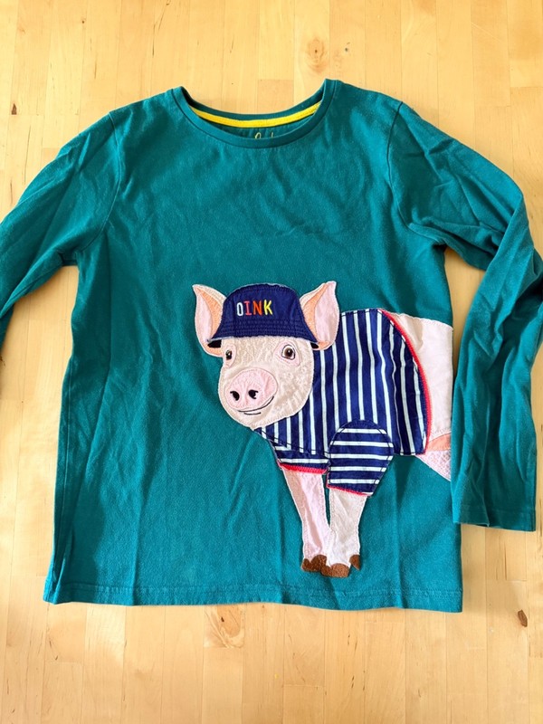 Mini Boden LS Pig applique Green T-shirt. Sz 11-12 yrs
