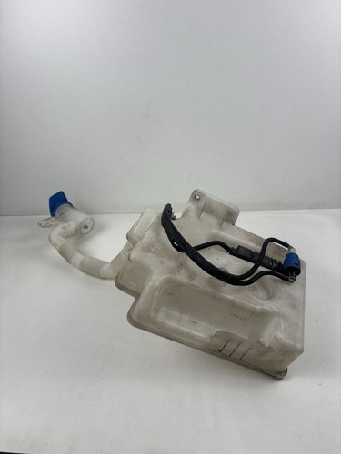 VW Golf 5 V 1K - Wischwasserbehälter Waschwasserbehälter Pumpe 1K0955453Q
