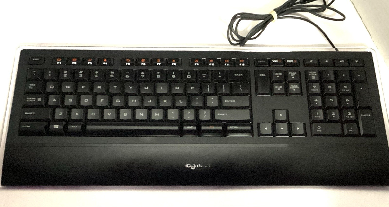 Logitech Illuminated K740 USB Wired Keyboard Y-UY95 - Tested Works Great