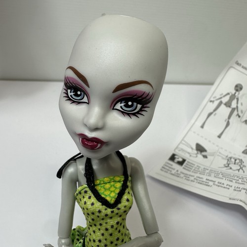 Monster High G1 Create A Monster Werewolf Dragon 2 Pack Outfits Boots Ears Wings - Picture 3 of 18