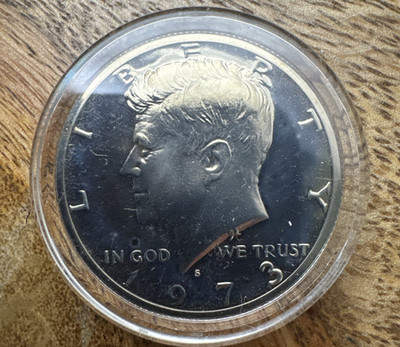 1973-S Kennedy Half Dollar Proof Deep Cameo GEM Mirror Fields US Coin in Capsule