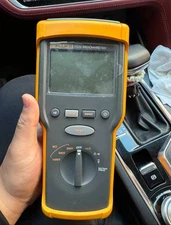 Fluke 1520 MegOhm Meter Insulation Tester///*j
