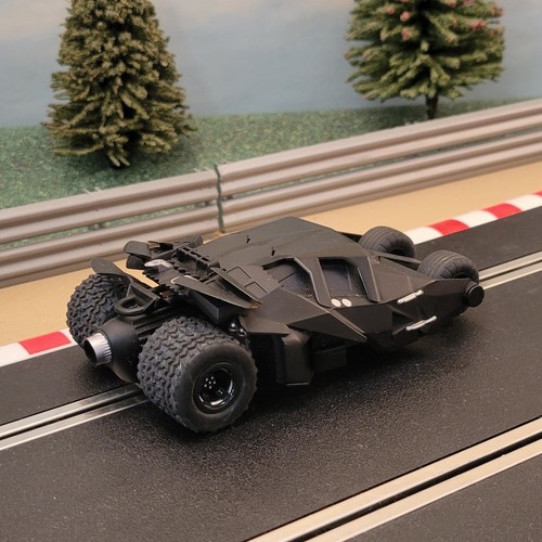 Scalextric Car C2635 Suitable For 1:32 Track - Batman Batmobile Tumbler #F - Picture 2 of 2