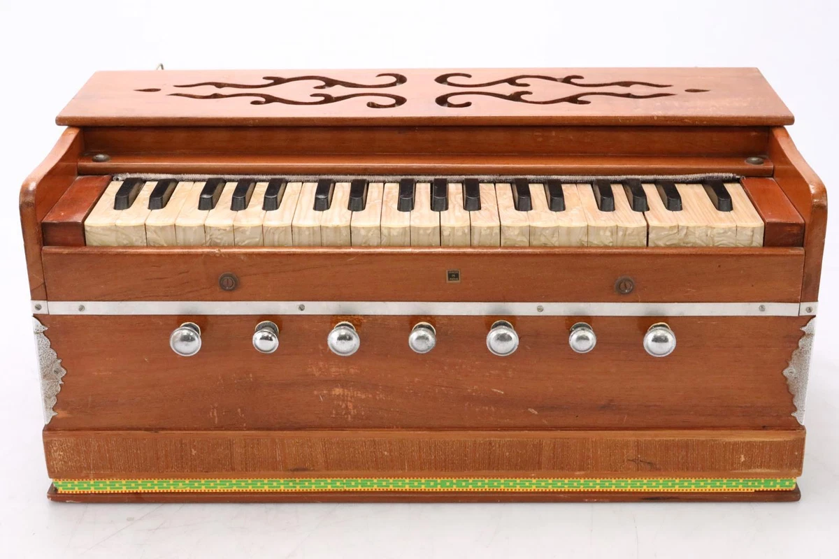 Playing Harmonium On Keyboard