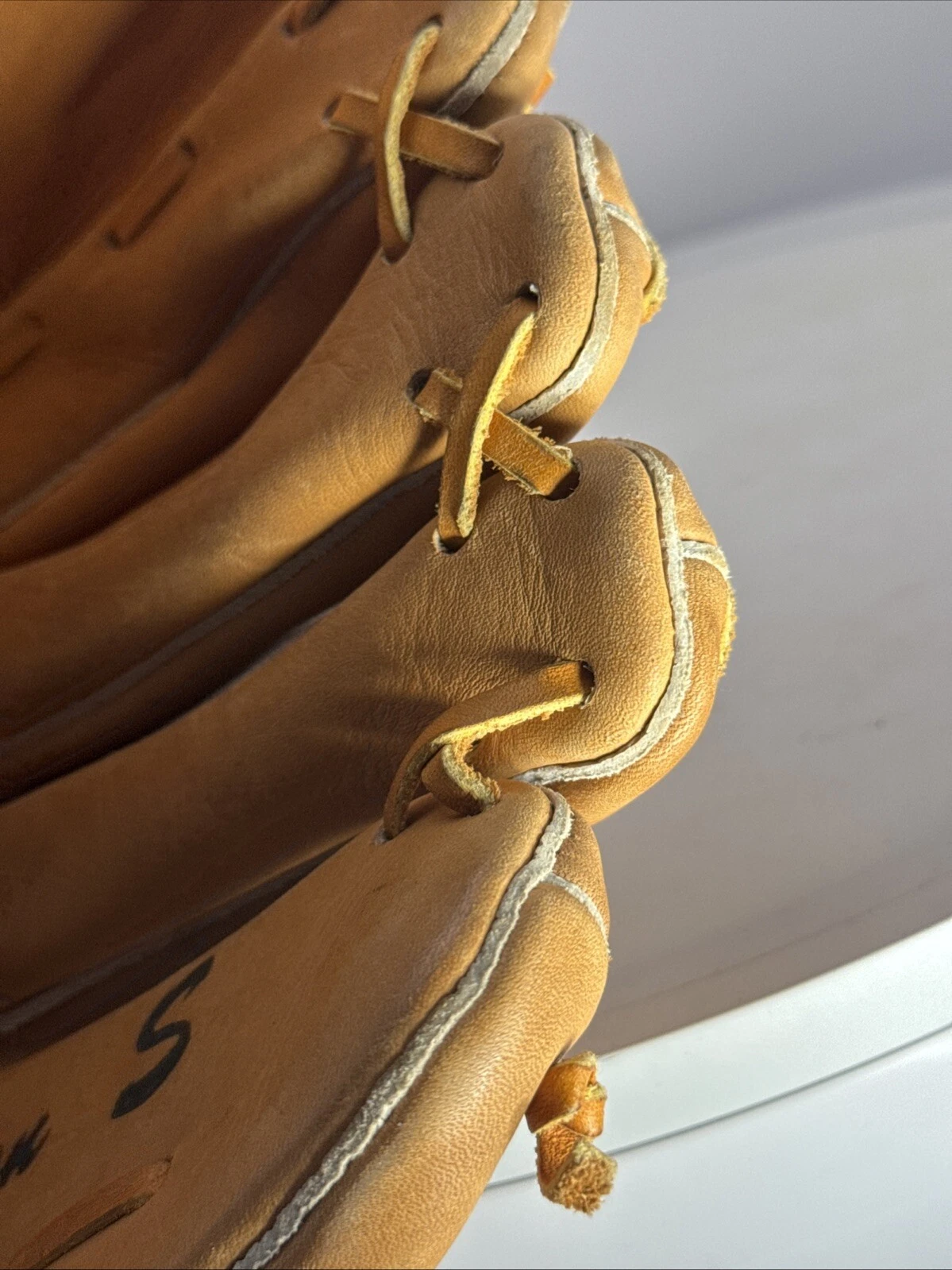 Spalding EZ Flex Softball Glove 42 5345 Competition S RHT 12”