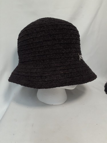 Vintage Betmar New York Hat Cloche Style, Black, Soft Feeling, - Picture 2 of 6