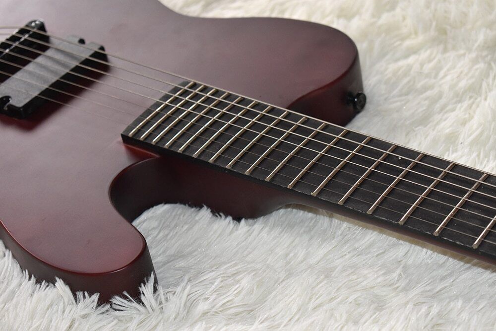 Hot Sale 7-string Electric Guitars and Basswood Matte Red Hot Sale 7-string Electric Guitars and Basswood Matte Red