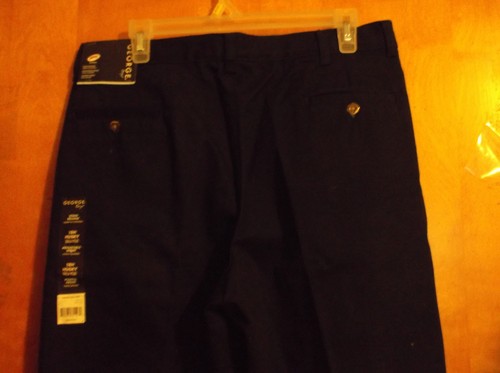 NUEVOS PANTALONES DE SARGA DELANTEROS PLEGADOS CON CINTURÓN GEORGE OSCURO AZUL MARINO - Imagen 4 de 5