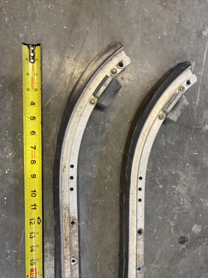 1981 - 1985 Yamaha SRV540  Vintage Snowmobile Rear suspension slide rails #11 Foto 2 de 4