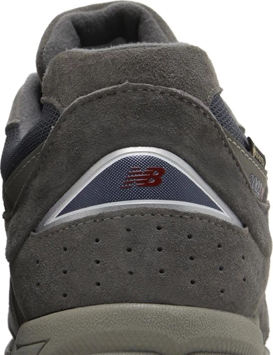 NEW New Balance Gore-Tex Castlerock M2002RXC Mens Size 8.5 9 NEW New Balance Gore-Tex Castlerock M2002RXC Mens Size 8.5 9
