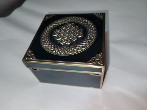 Brass & Glass Embossed Pattern Trinket Box - Picture 5 of 8