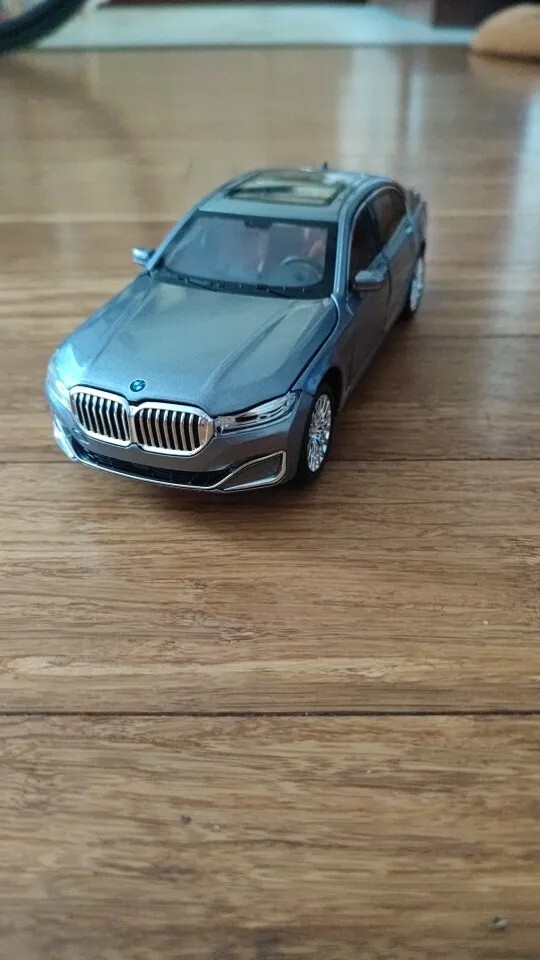 Picture 5 of 11