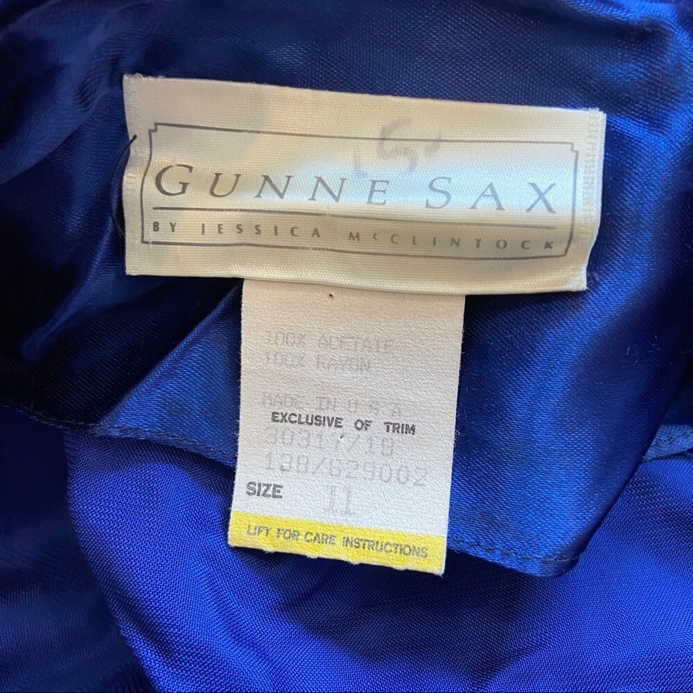 Vintage 70’s Gunne Sax Size 11 Blue Velvet Victorian Long Sleeve Lace Dress