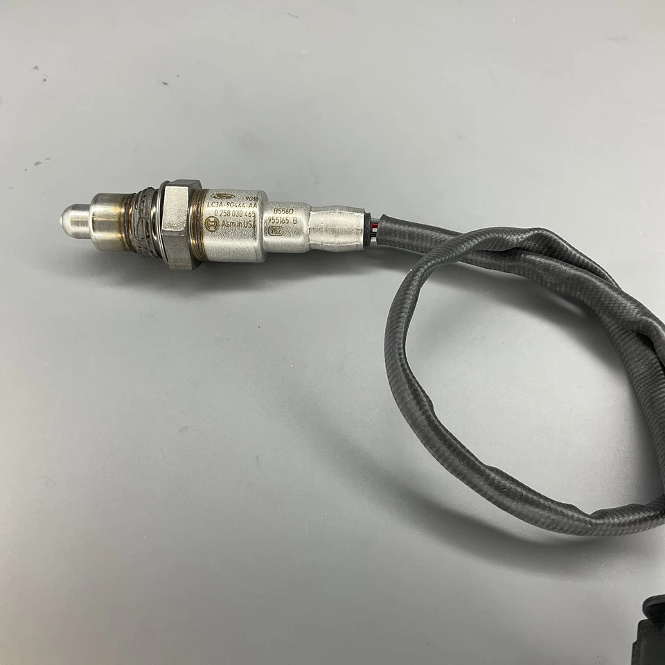 Sensor de oxígeno Motorcraft DY-1575 para Ford F-250 F-350 F-450 F550 Super Duty 7,3 L Foto 3 de 4