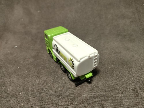 Siku Green/White Scania r380 Energy Diecast/Plastic Gasoline Tanker Truck VHTF - Picture 3 of 7