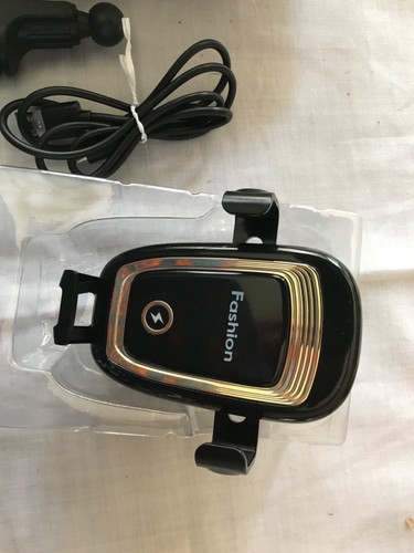 Fashion S19 W15 Two wireless car charging modes - Photo 3 sur 7