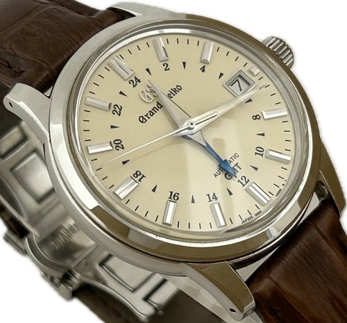 Grand Seiko Elegance SBGM221 39.5 mm
