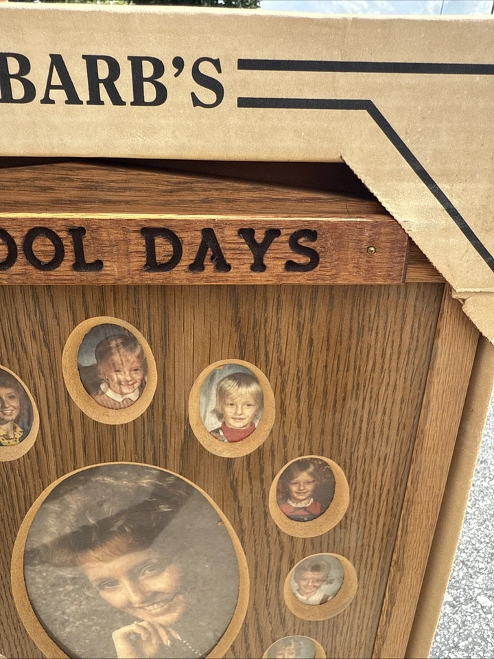 Marco de fotos Robarb’s SCHOOL DAYS vintage años 80 madera maciza de roble pre K - 12 vintage Foto 3 de 4
