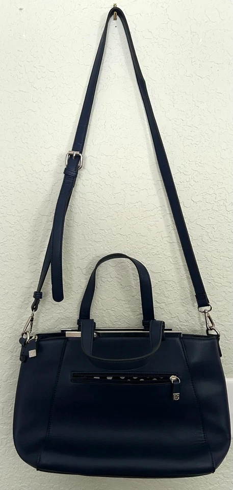 Cartera/bolso de hombro Christian Lacroix de cuero azul marino. Herrajes en tono plateado. Foto 3 de 4