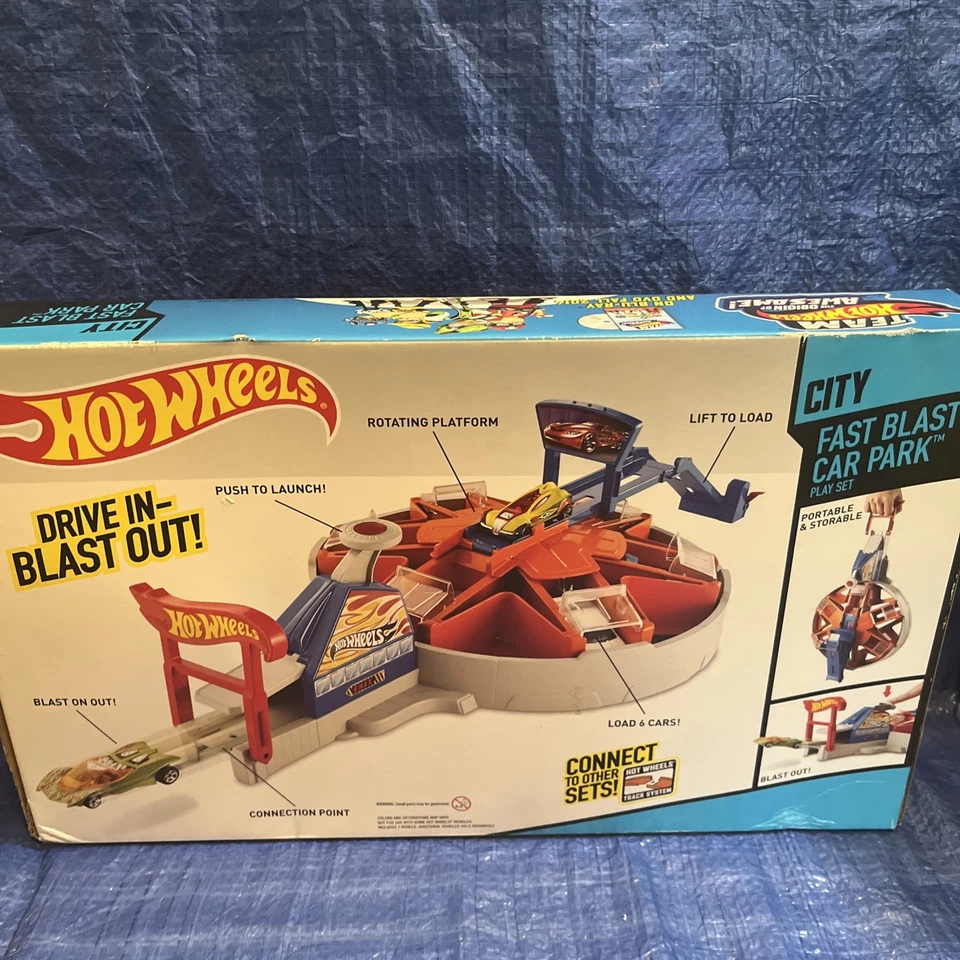 Hot Wheels CITY Fast Blast Car Park 2014 Play Set *NEW Sealed - Image 2 of 2