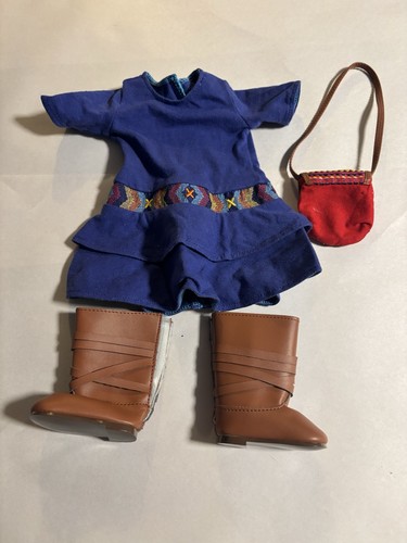 American Girl of the Year Doll SAIGE Meet Outfit - Dress Boots Purse