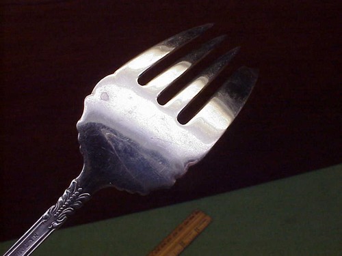 Tenedor de carne fría antiguo con patrón de St. Paul #249 de H. & T. MFG. Co - Imagen 5 de 5