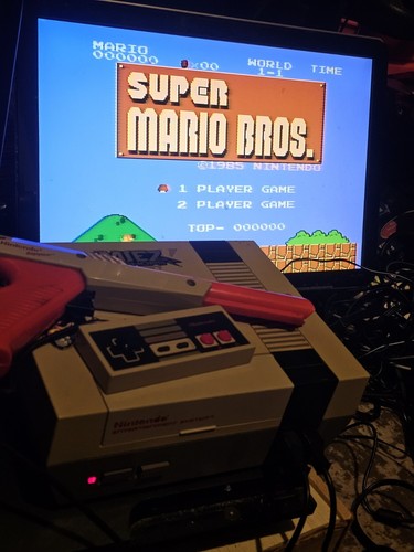 Nintendo Console NES Bundle! Mario & Duck Hunt & Zapper! 2 Controller & 6 Games! - Bild 12 von 13
