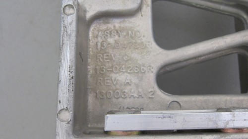 Peterbilt Pivot Assembly - Hinge - Pair - 13-04730 R/L AND 2 "J" -13-0478 R/L - Picture 4 of 5