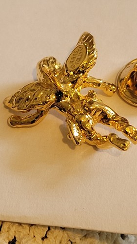 Superb Kirks Folly Cherub Pin Badge - Picture 3 of 4