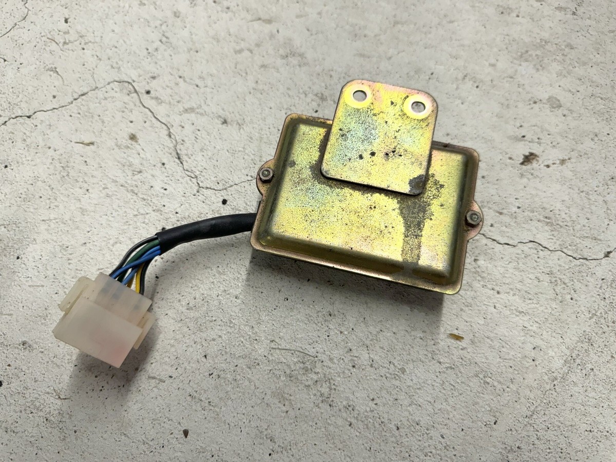 1979-1983 Datsun Nissan 280ZX Rear Defogger Defrost Control Module