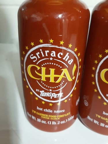 2 BOTTLES Texas Pete Sriracha CHA! Hot Sauce Pepper Burgers Soup Eggs