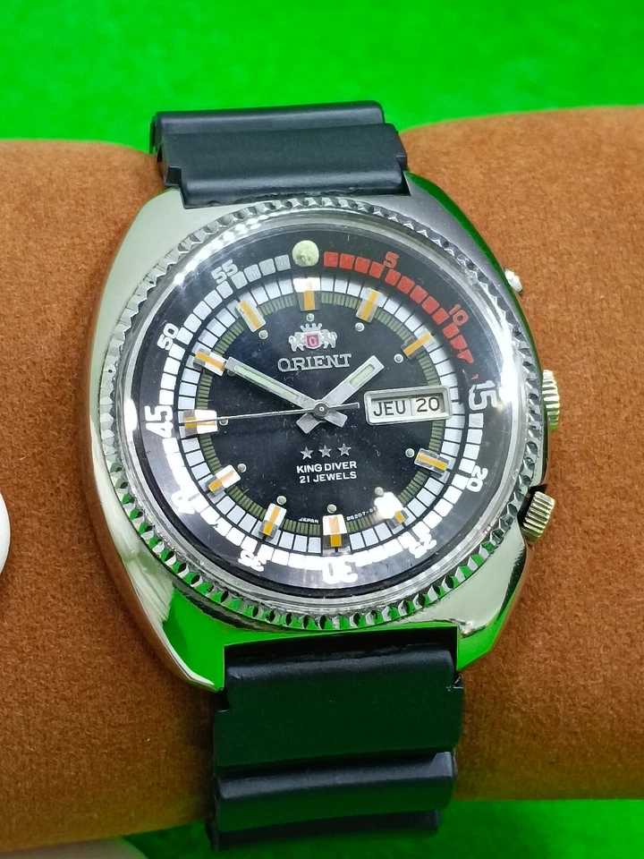 vintage Orient KING DIVER Watch Automatic Day / Date Indicator - Image 3 of 4