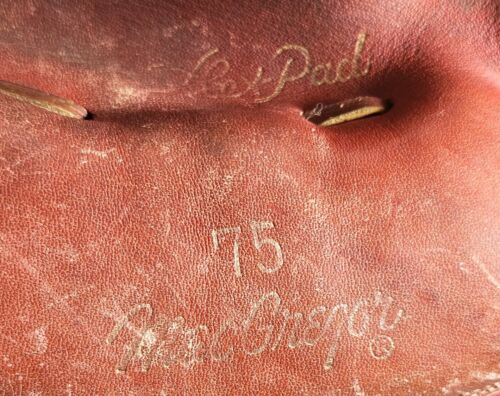 RARO GUANTO DA BASEBALL VINTAGE MACGREGOR 75 - THURMAN MUNSON CATCHERS MITT YANKEES - Foto 4 di 6