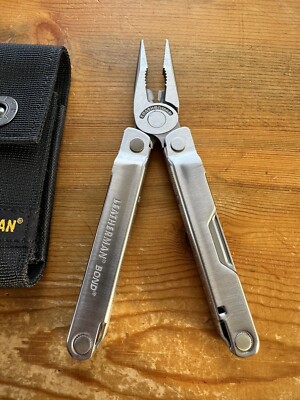 New Leatherman Bond Multitool W/ Sheath