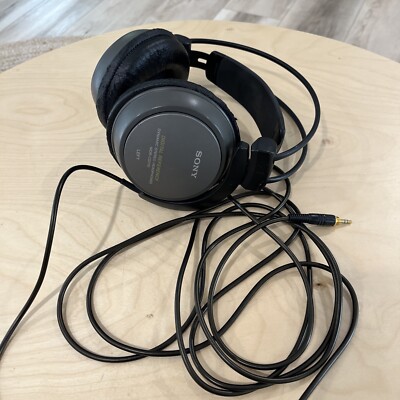 SONY MDR-CD770 Digital Reference Headphones - Vintage (Worn Pads
