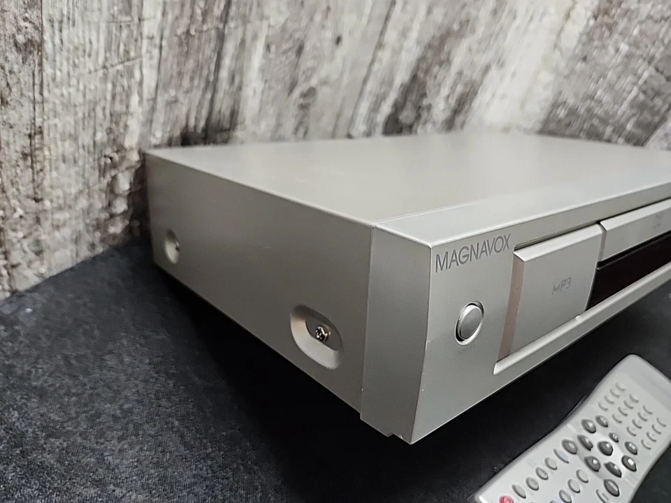 Reproductor de DVD CD MP3 Magnavox MDV 430 SL23 Dolby Silver probado FUNCIONA Foto 4 de 4
