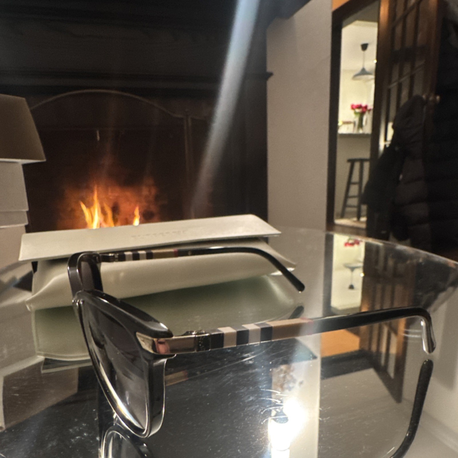 Burberry womens Cat Eye Sunglasses Black Frame Striped Gray Gradient Lens thumbnail 4